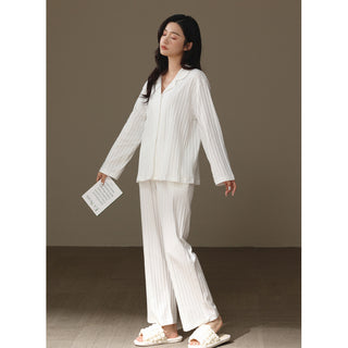 Ella™ PJ Set with Long Sleeves and Pants White