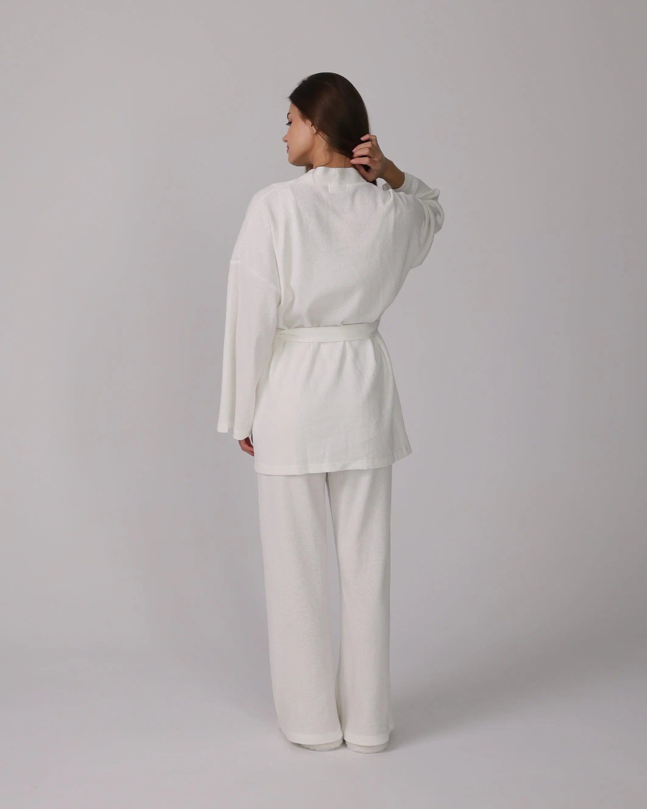 Isla™ White Loungewear Set - Cozy & Stylish Comfort for Every Season